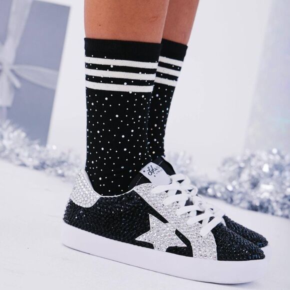 Lola + The Boys Black and White Panda Sneakers Size 1Y NEW